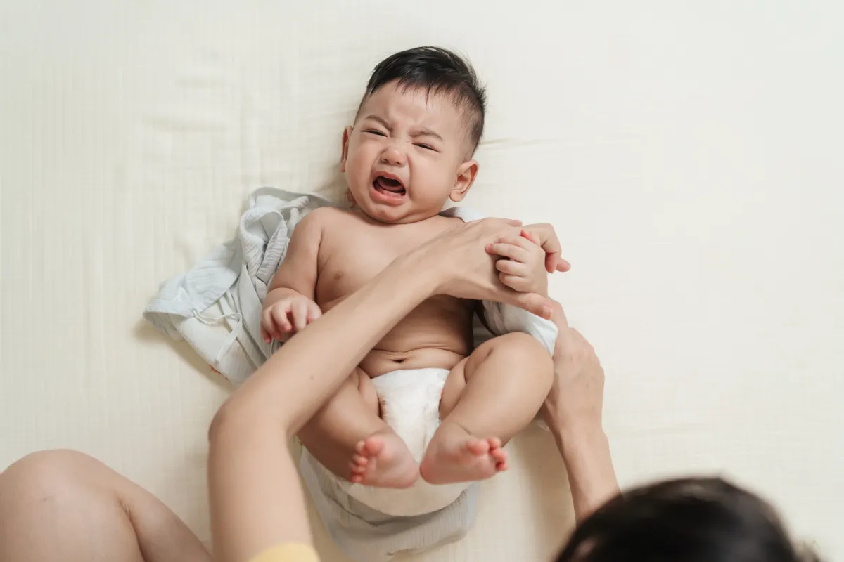 Come evitare le irritazioni causate dai vestiti nei bambini.